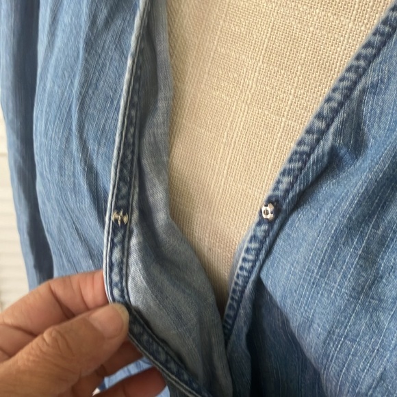 J Crew soft blue chambray denim wrap top size M/L great condition - Picture 4 of 12